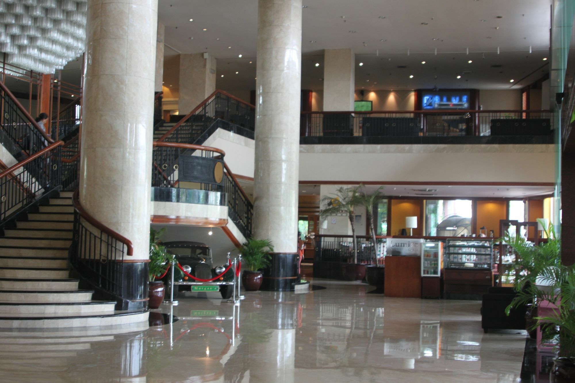 Lumire Hotel & Convention Centre Jakarta Eksteriør bilde